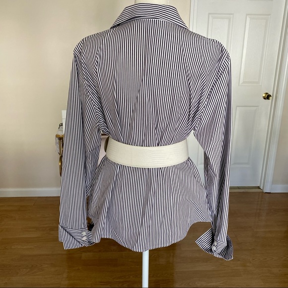 CALVIN KLEIN Women's White and Gray Striped shirt . - Picture 5 of 6